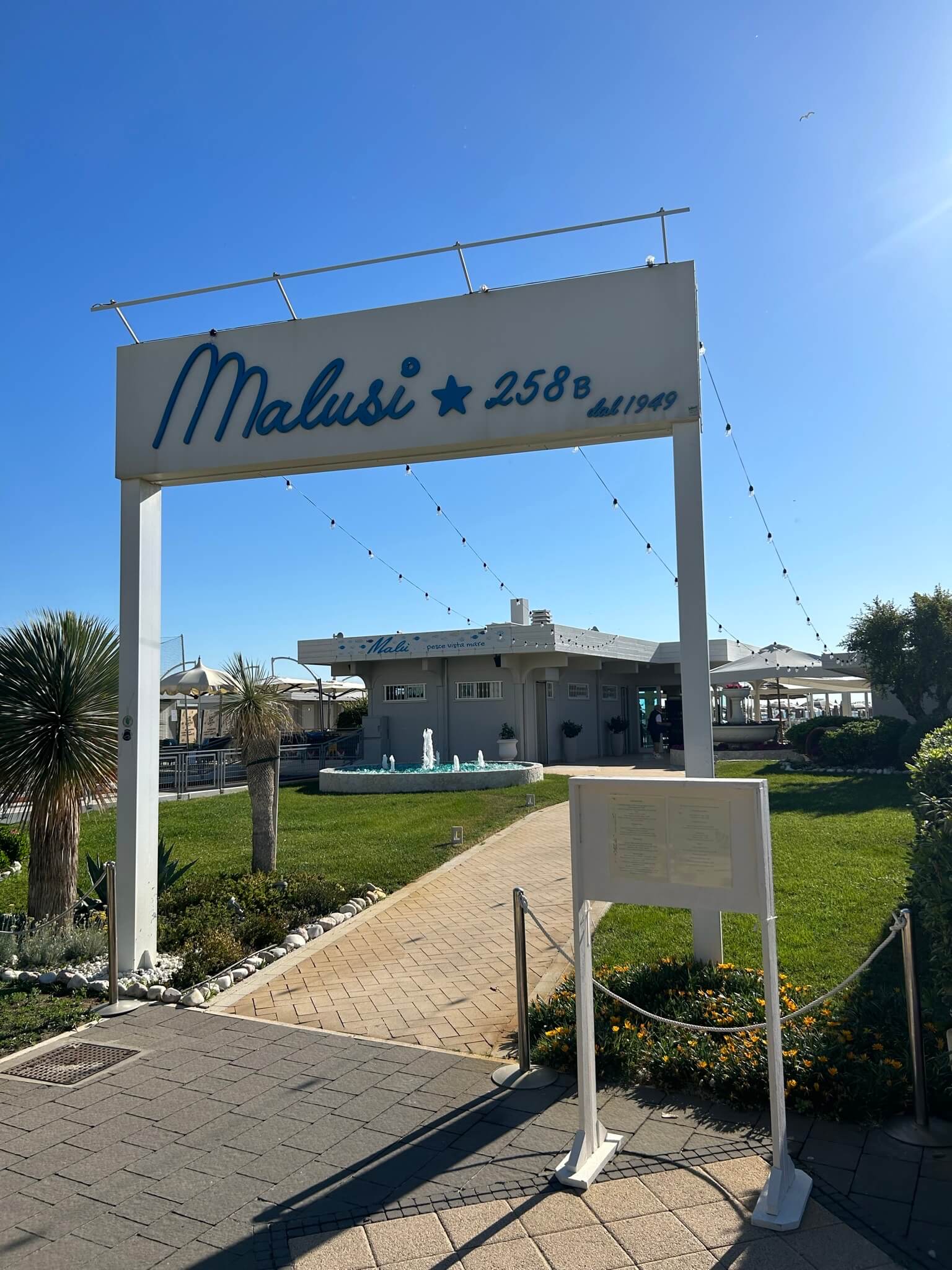Insegna Malusi